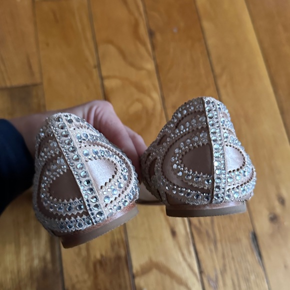 Badgley Mischka Gigi Flat - Picture 10 of 11